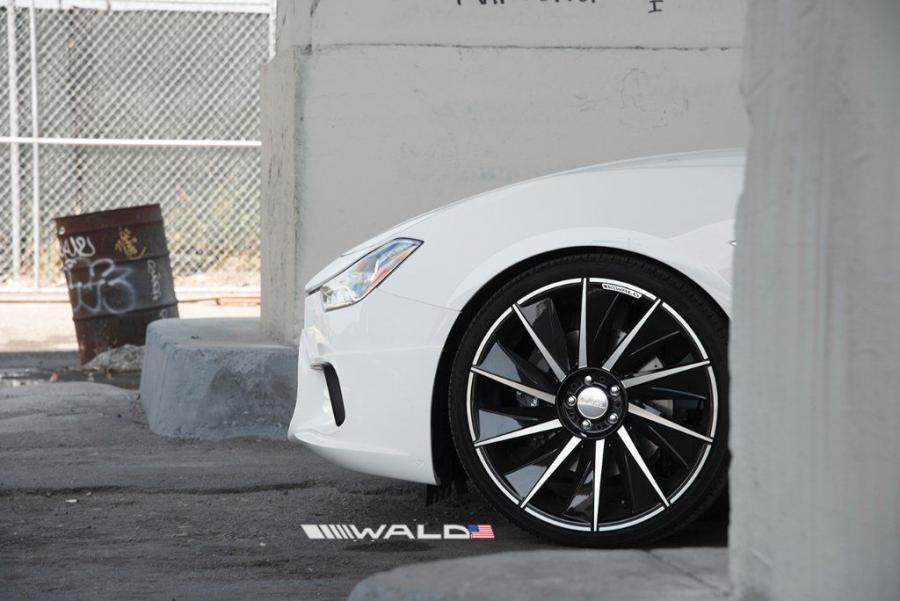 Детали экстерьера Maserati Ghibli Black Bison by Wald 2018 года  (фото 15 из 24)